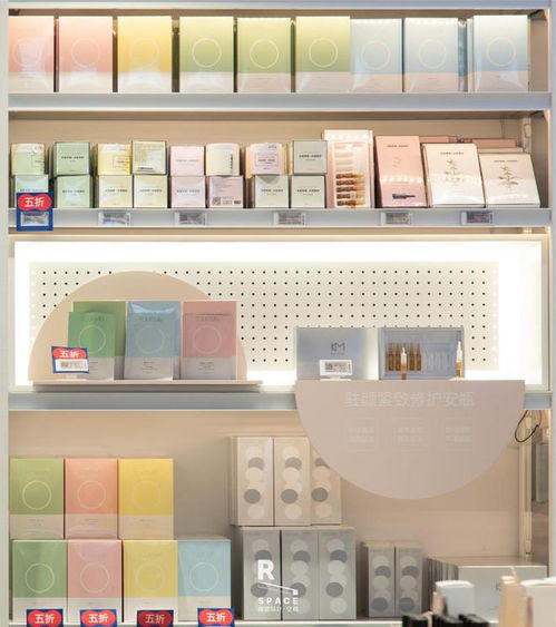 考拉 × 瑞德設計 打造全球工廠店首家線下店的SI設計與圖文制作美學